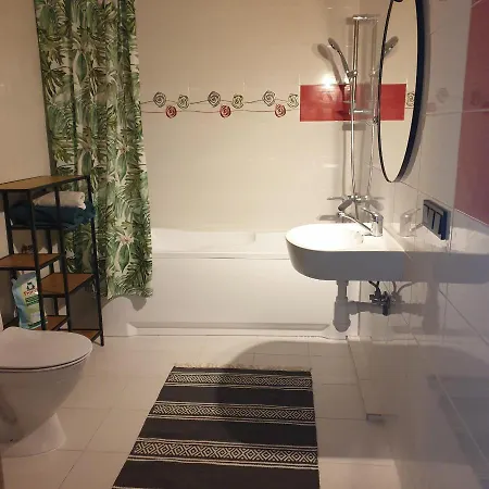 Stunning View Near Ferry To Smiltyne Apartman